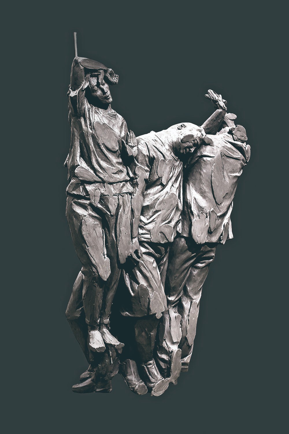 197  雕塑《地铁一号线之而立之年》王锋（高75cm宽70cm 厚25cm） (3).jpg