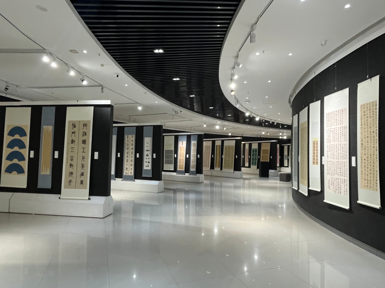 展厅照片 3.jpg 展厅照片 3.jpg